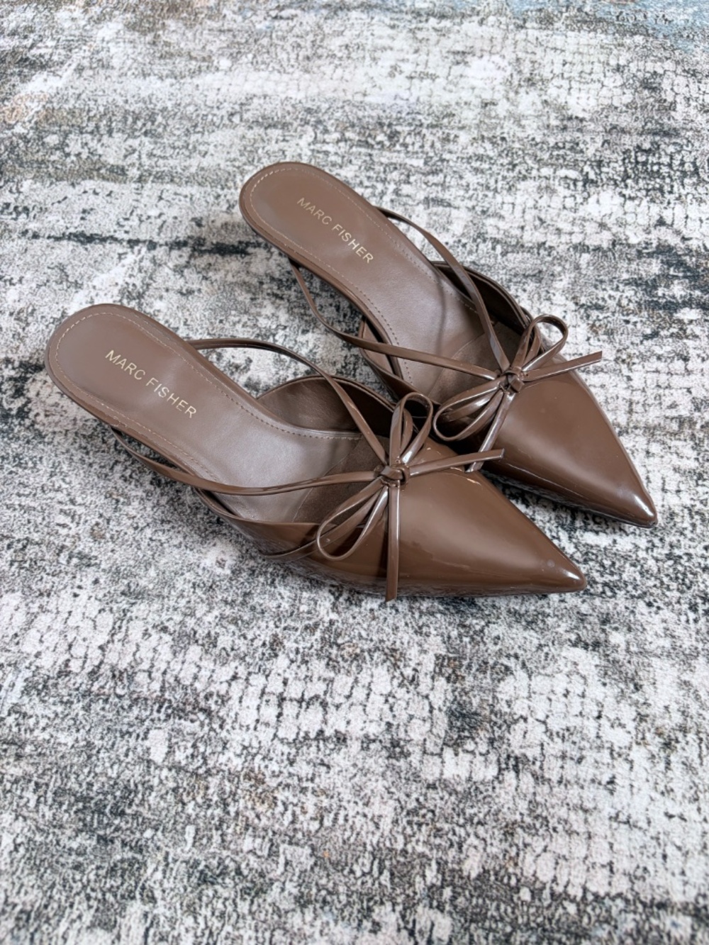 Marc Fisher Florin Pump Women's Brown Pointed Toe Kitten Heel Shoes - Picture 4 of 4